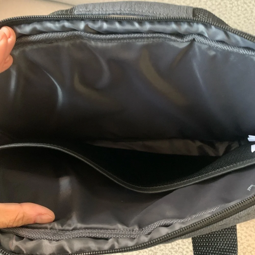 HP Stylish Gray Laptop Bag, NWOT